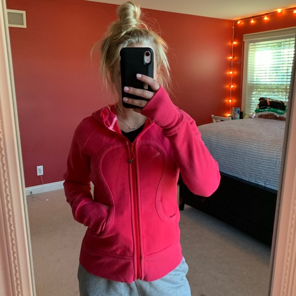 Lululemon Scuba Hoodie - Picture 2 of 5